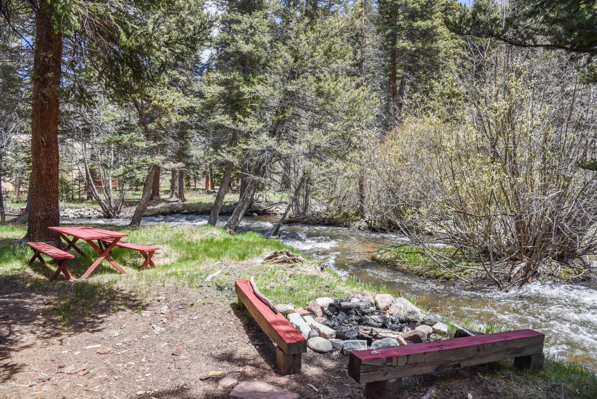 Bear Bait Cabin In Upper Valley With High Speed Wifi 红河 外观 照片