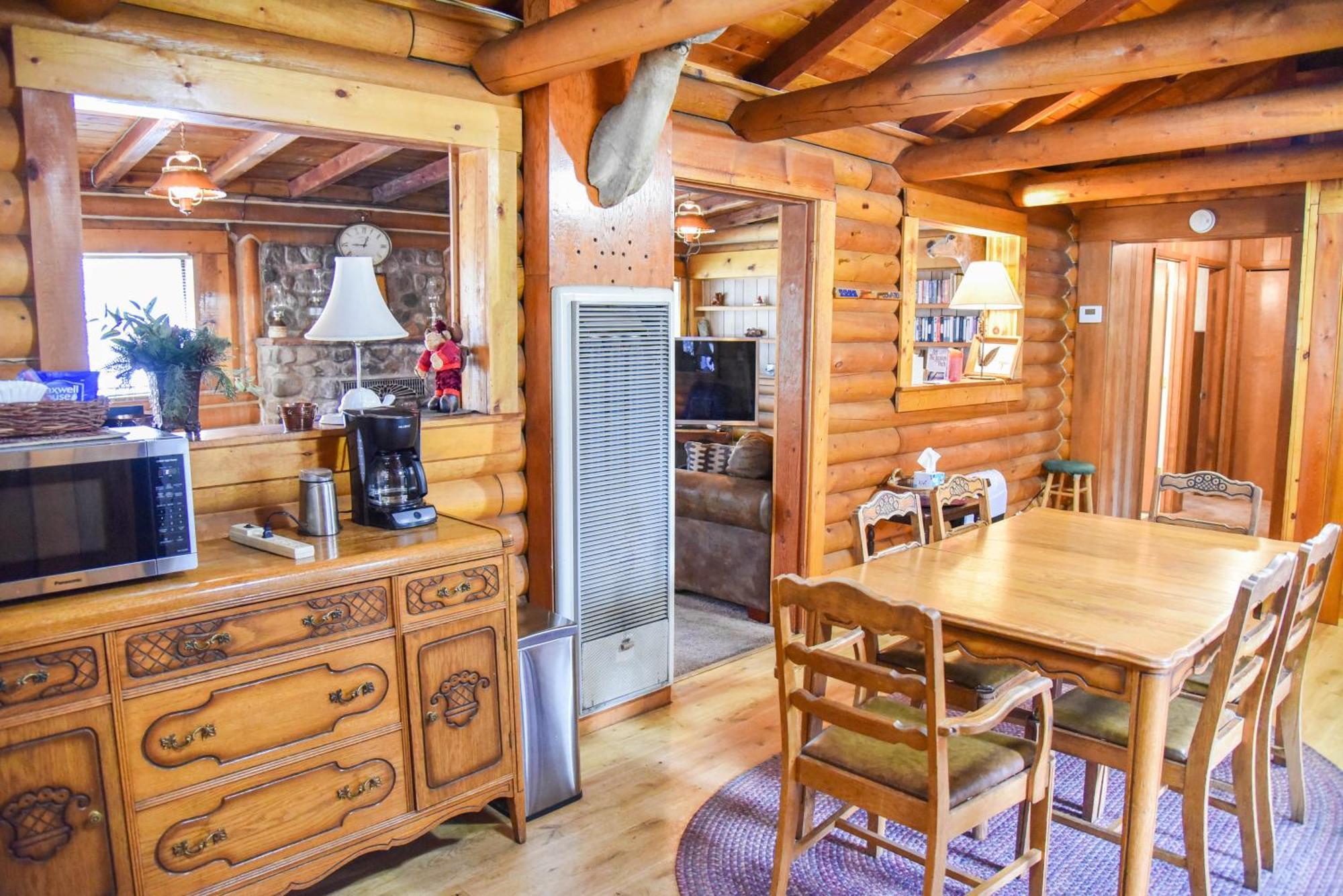 Bear Bait Cabin In Upper Valley With High Speed Wifi 红河 外观 照片